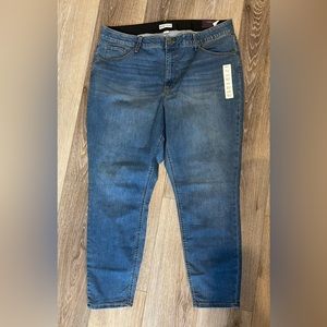 Ava & Viv New with tags. Skinny jeans Size 20W